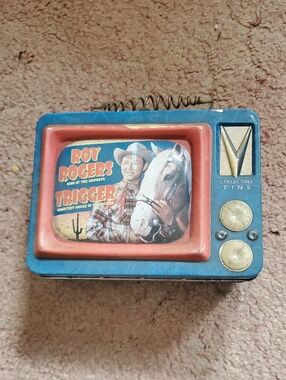 Roy Rogers Tin TV Lunchbox Style in Blue and Red